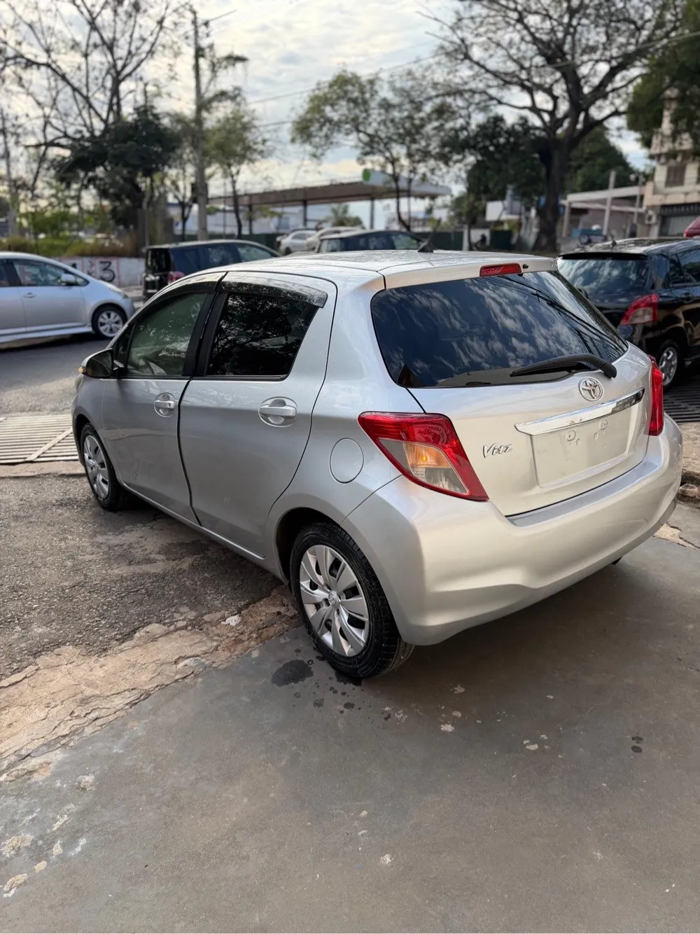 TOYOTA NEW VITZ 2013, imagen 6