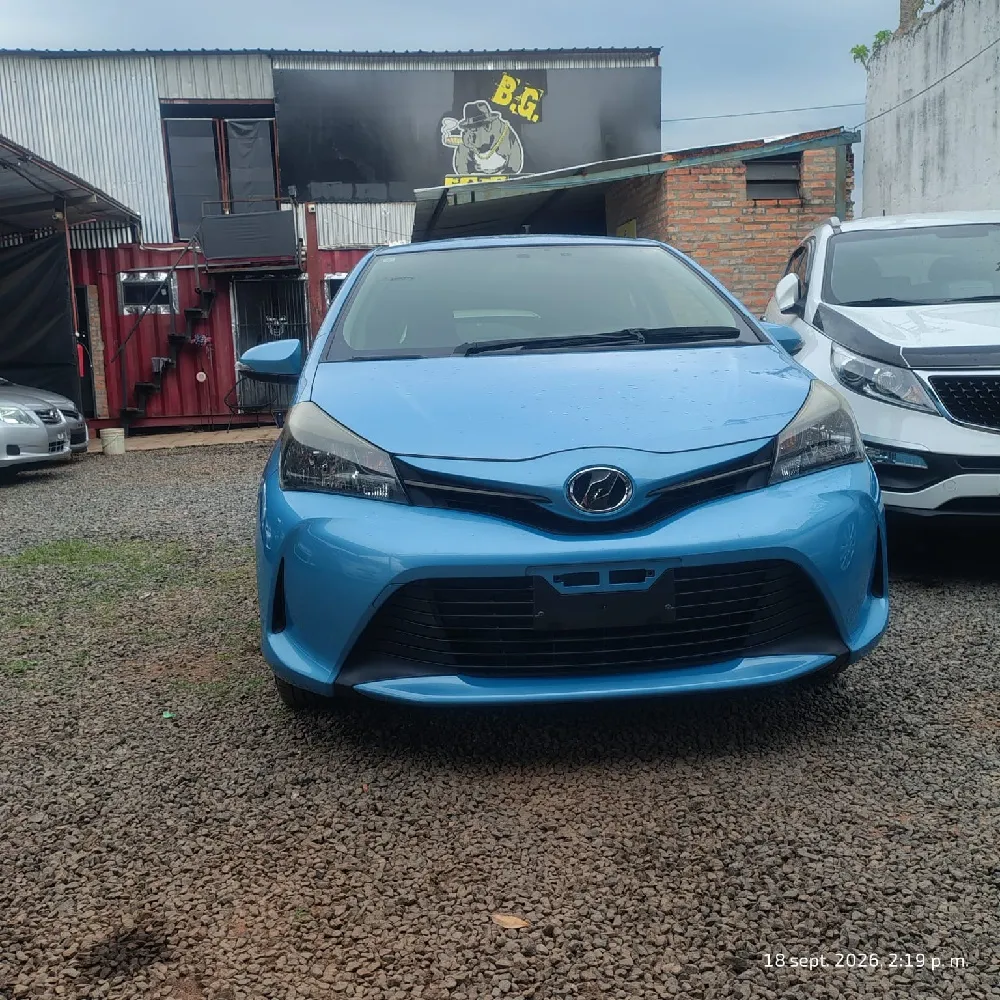 TOYOTA VITZ 2016, imagen 7