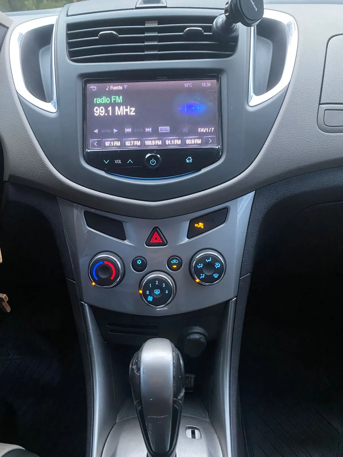 CHEVROLET TRACKER 2015, imagen 3