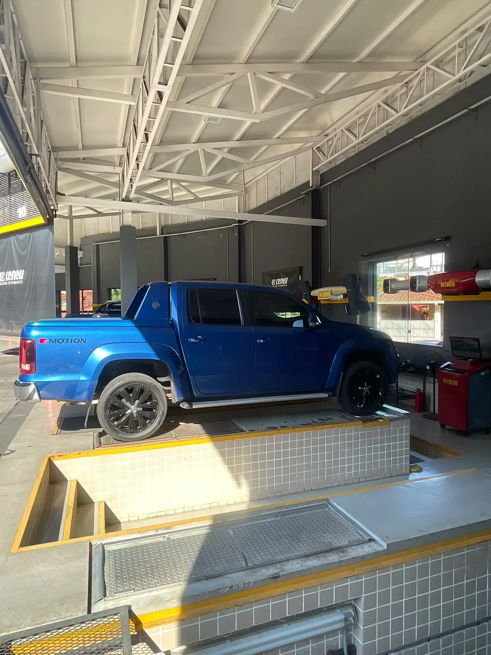 VOLKSWAGEN AMAROK 2018, imagen 8