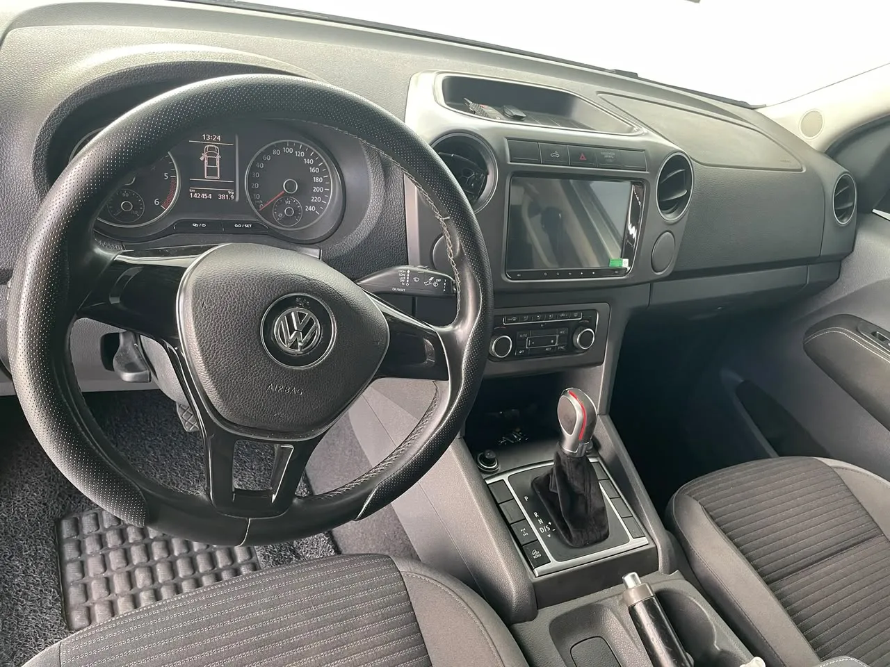 VOLKSWAGEN AMAROK 2015, imagen 4