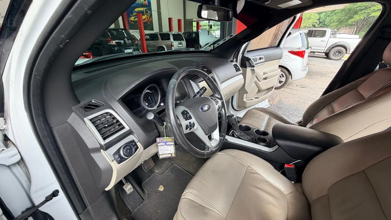 FORD EXPLORER 2013, imagen 2