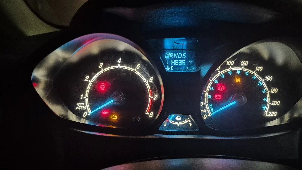 FORD FIESTA 2014, imagen 3