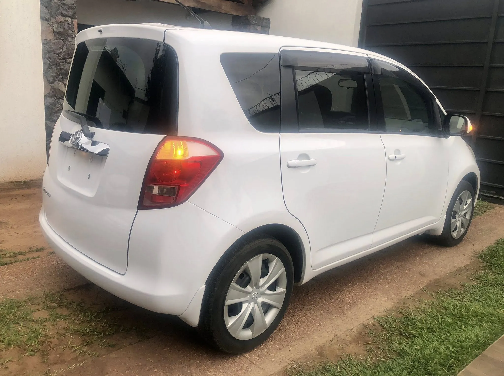 TOYOTA RACTIS 2006, imagen 4
