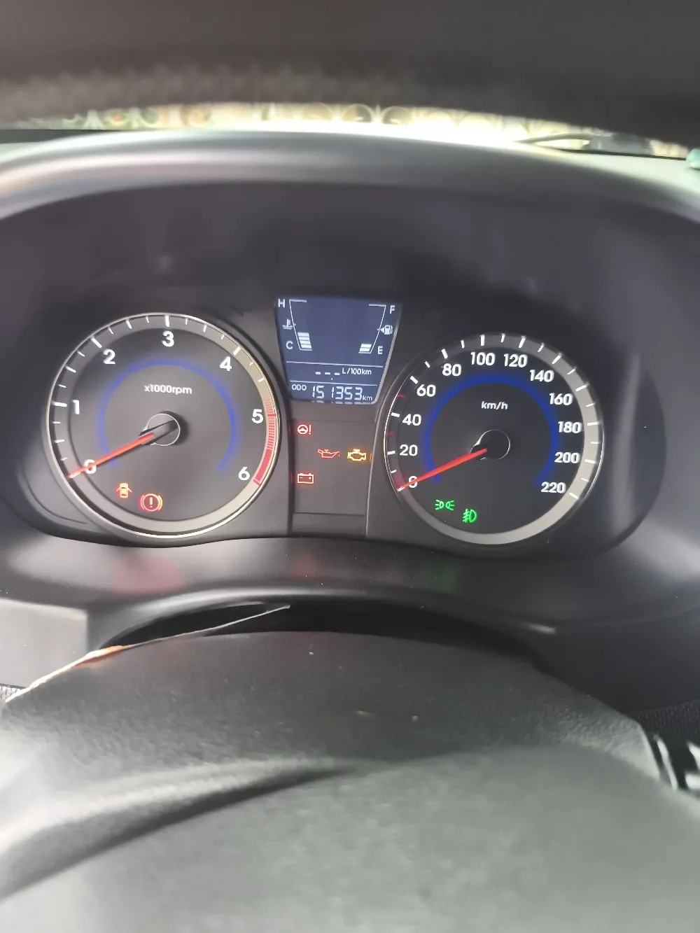 HYUNDAI ACCENT 2015, imagen 6