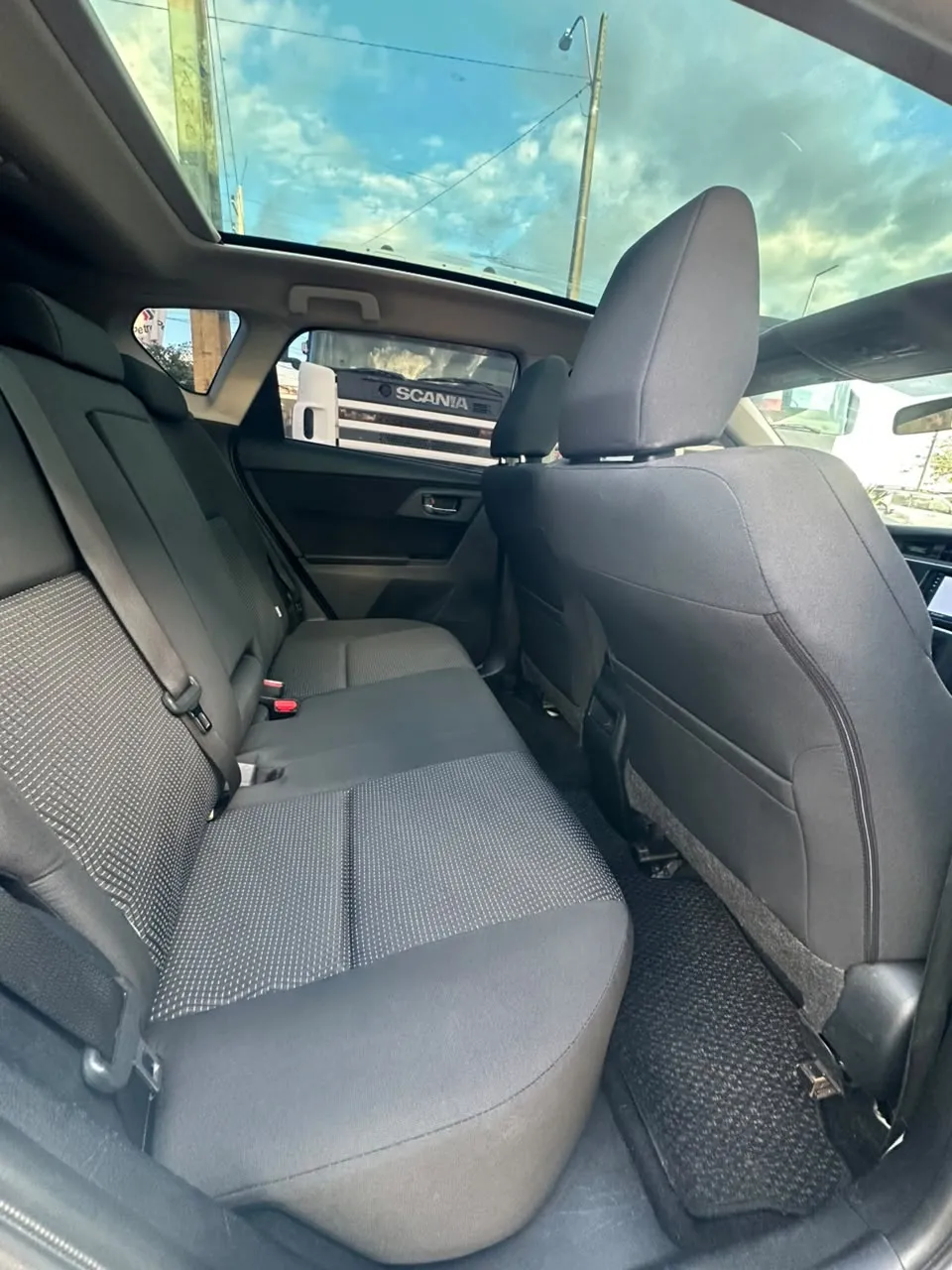 TOYOTA AURIS 2012, imagen 7