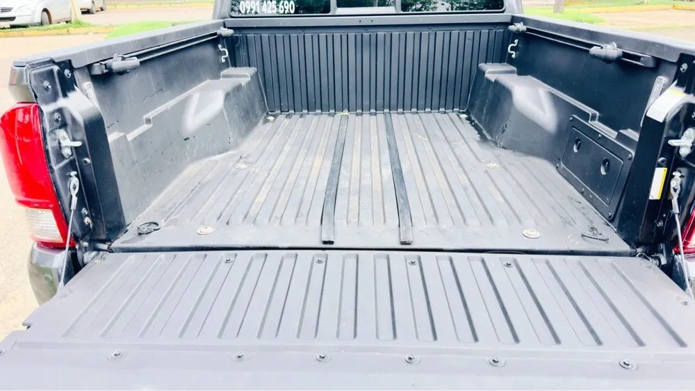 TOYOTA TACOMA 2023, imagen 5