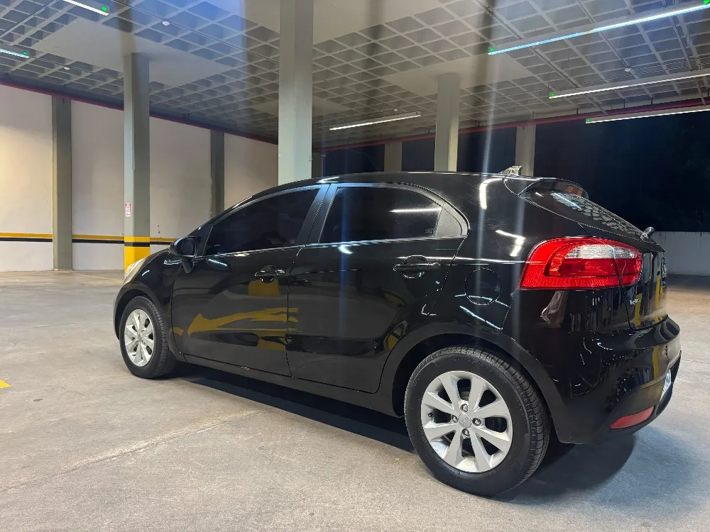 KIA RIO 2015, imagen 3
