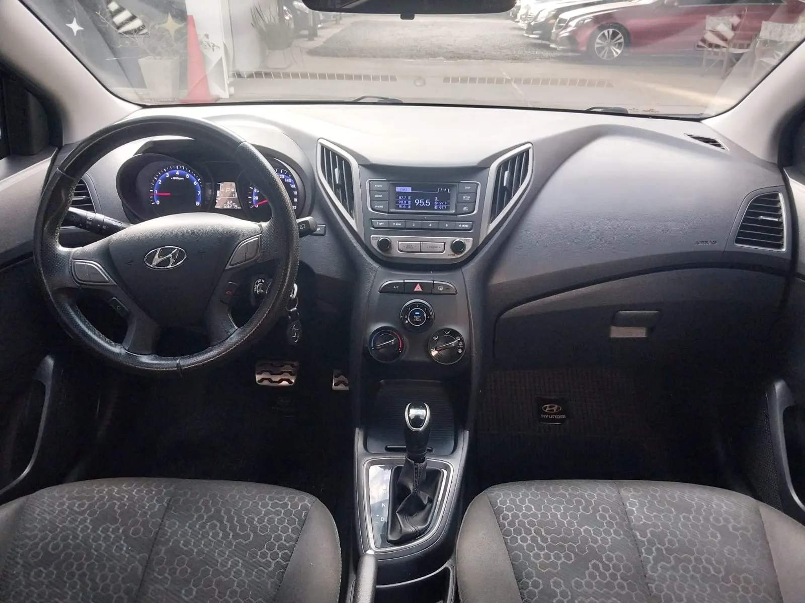 HYUNDAI HB20x 2018, imagen 6