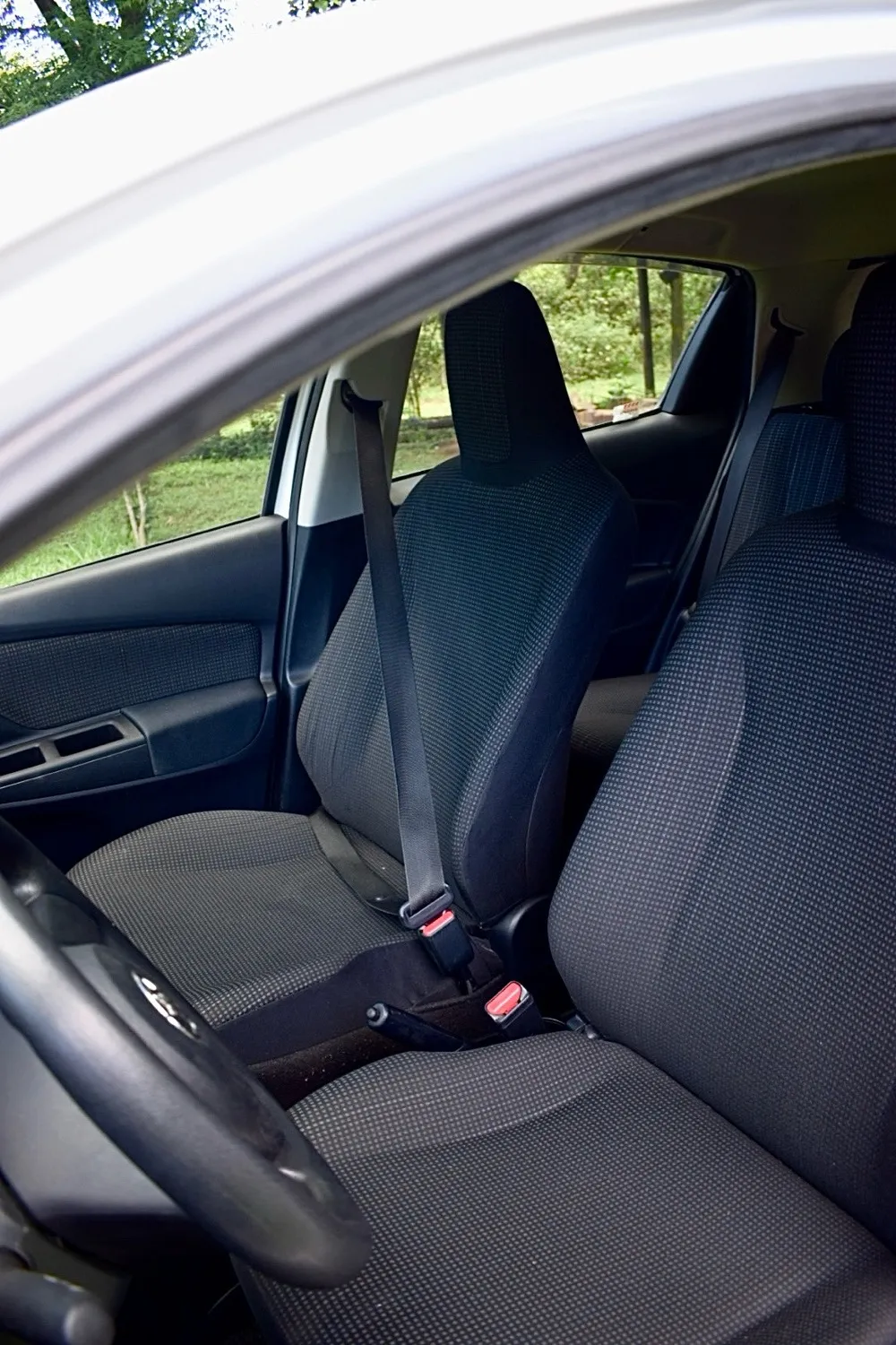 TOYOTA NEW VITZ 2015, imagen 5