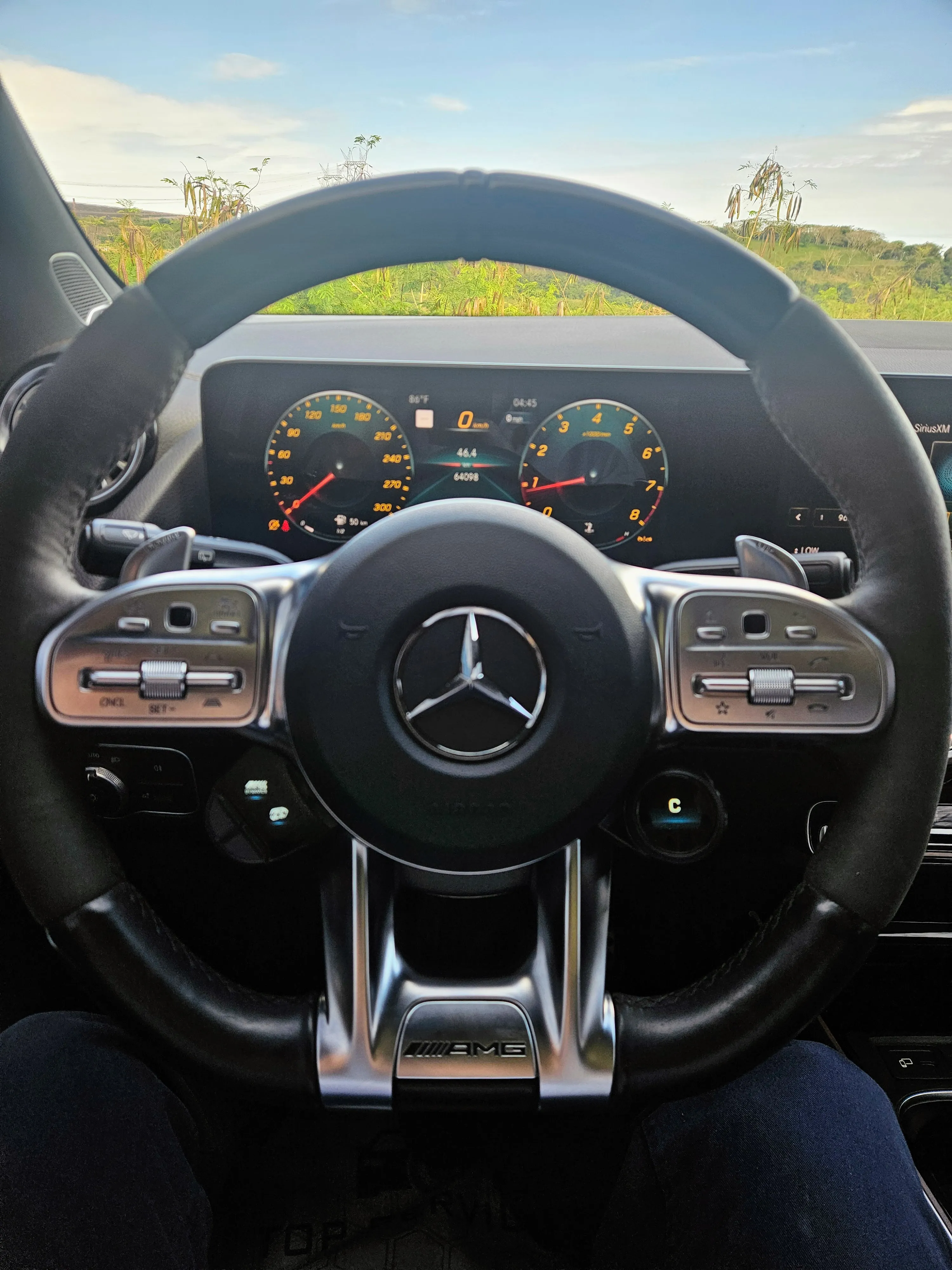 MERCEDES BENZ GLA45 2022, imagen 2