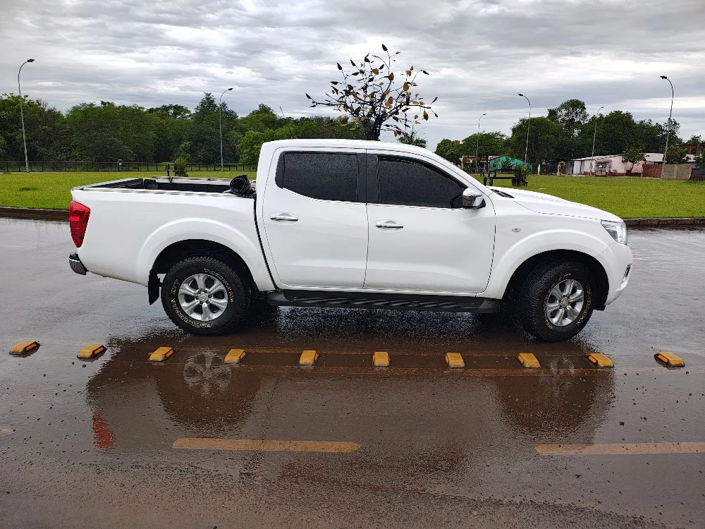 NISSAN NAVARA 2018, imagen 3