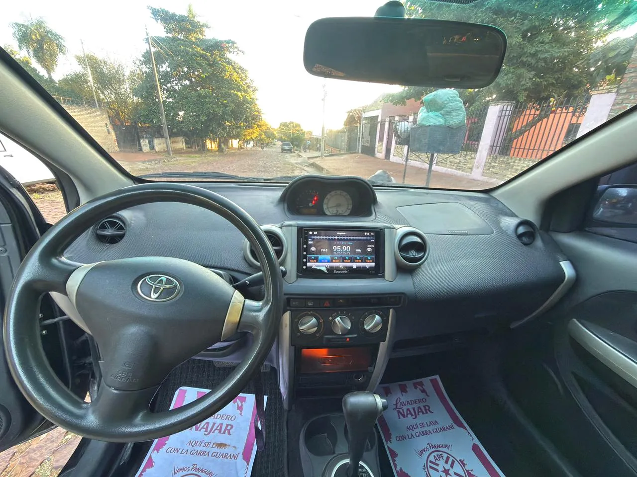 TOYOTA IST 2004, imagen 3