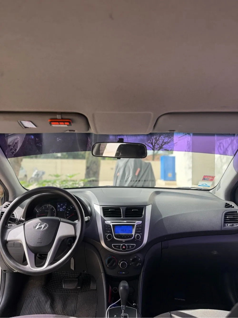 HYUNDAI ACCENT 2013, imagen 4