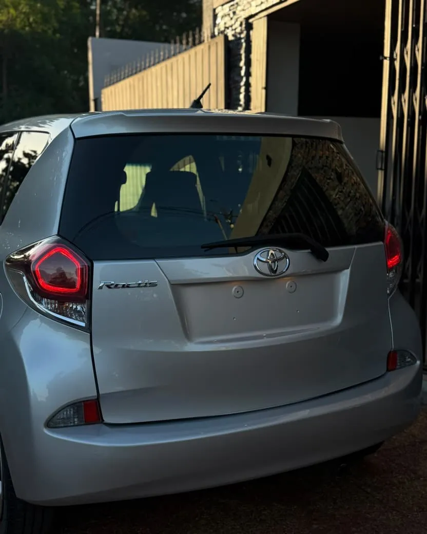 TOYOTA RACTIS 2015, imagen 6