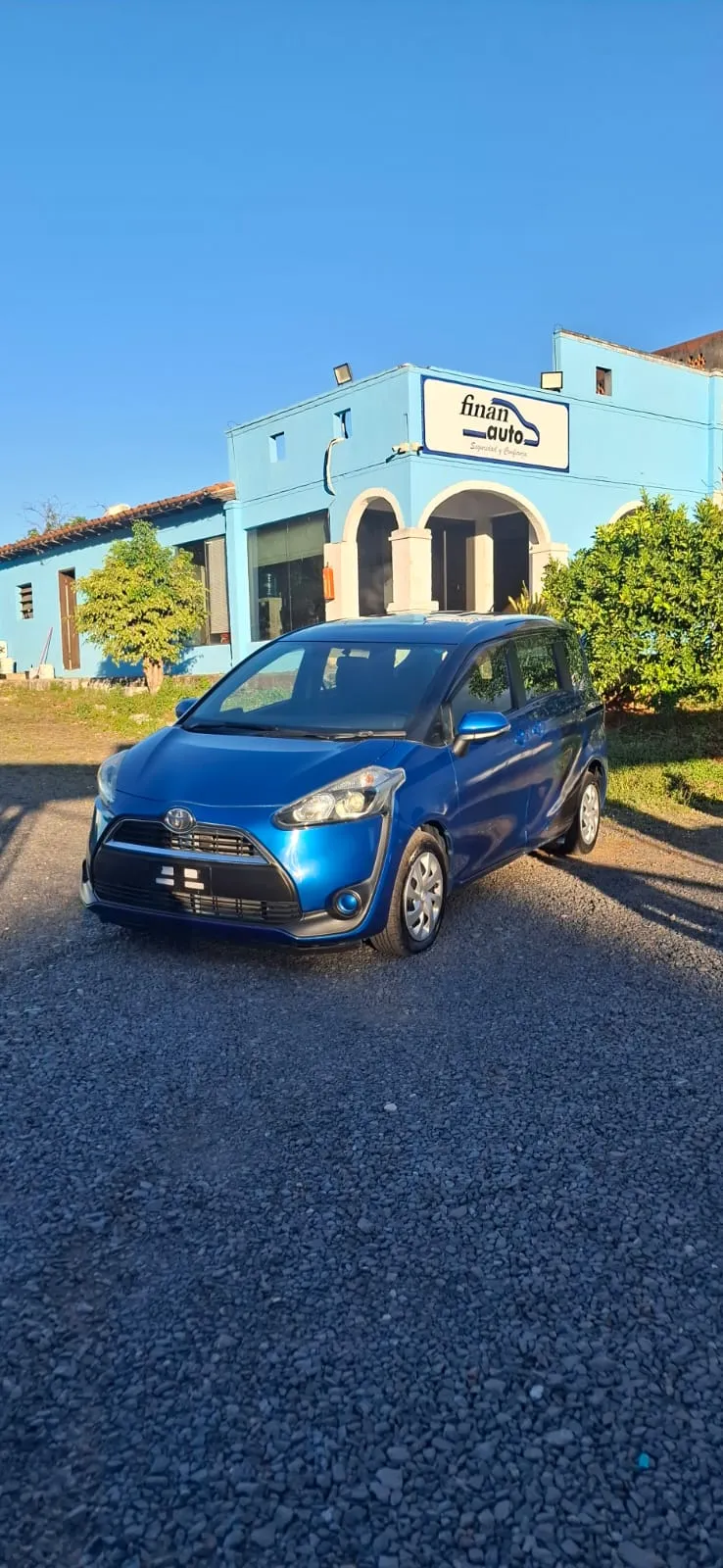 TOYOTA SIENTA 2015, imagen 2