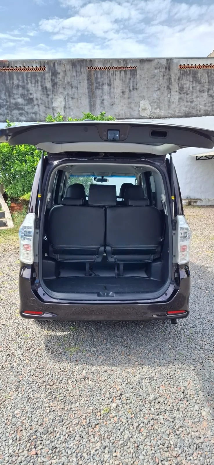TOYOTA VOXY 2012, imagen 5