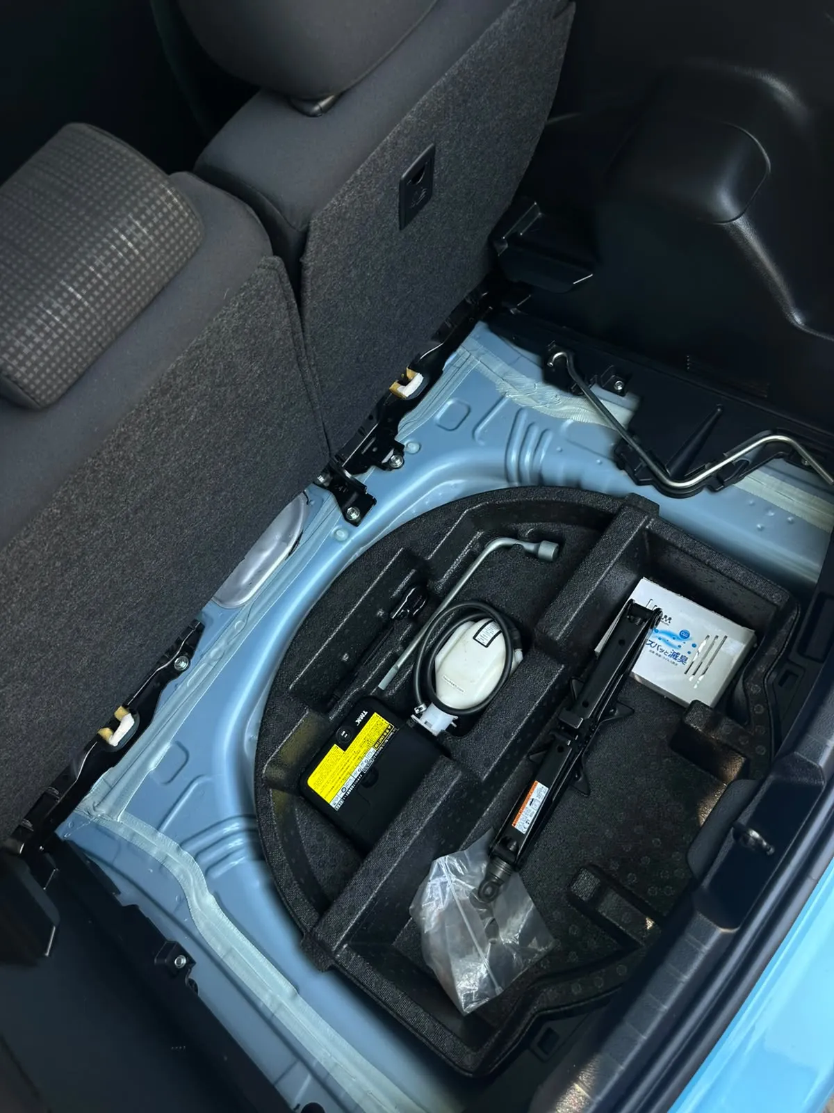 TOYOTA VITZ 2014, imagen 9