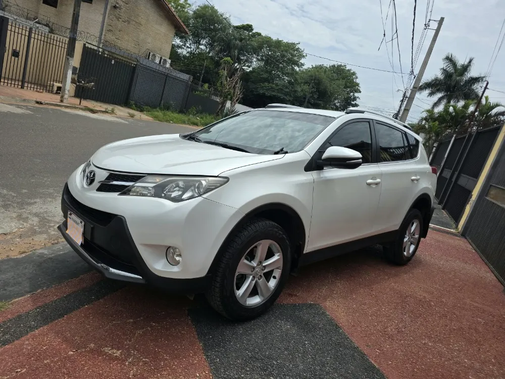 TOYOTA RAV4 2014, imagen 3