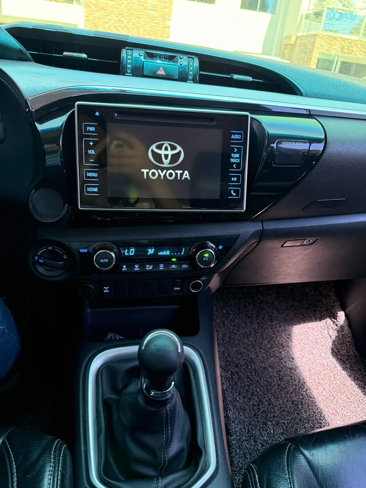 TOYOTA HILUX 2016, imagen 5