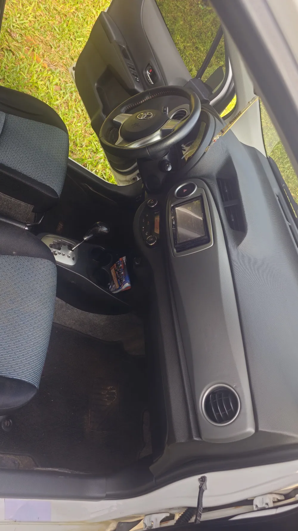 TOYOTA VITZ RS 2012, imagen 4