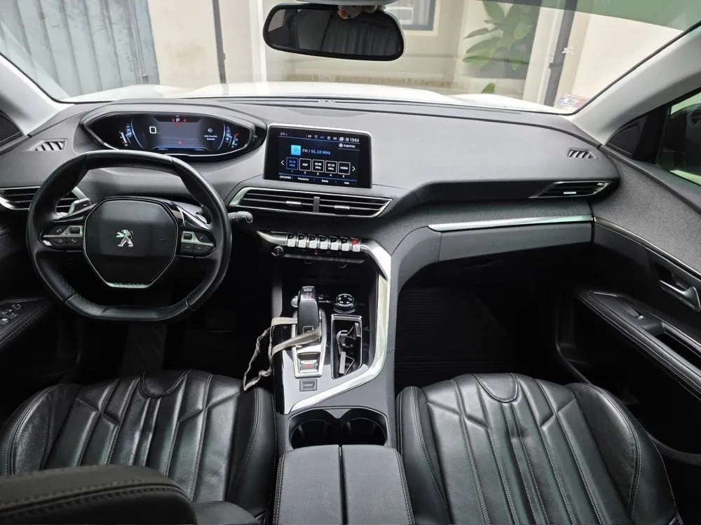 PEUGEOT 3008 2020, imagen 5