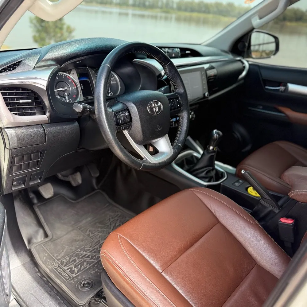 TOYOTA HILUX 2021, imagen 2
