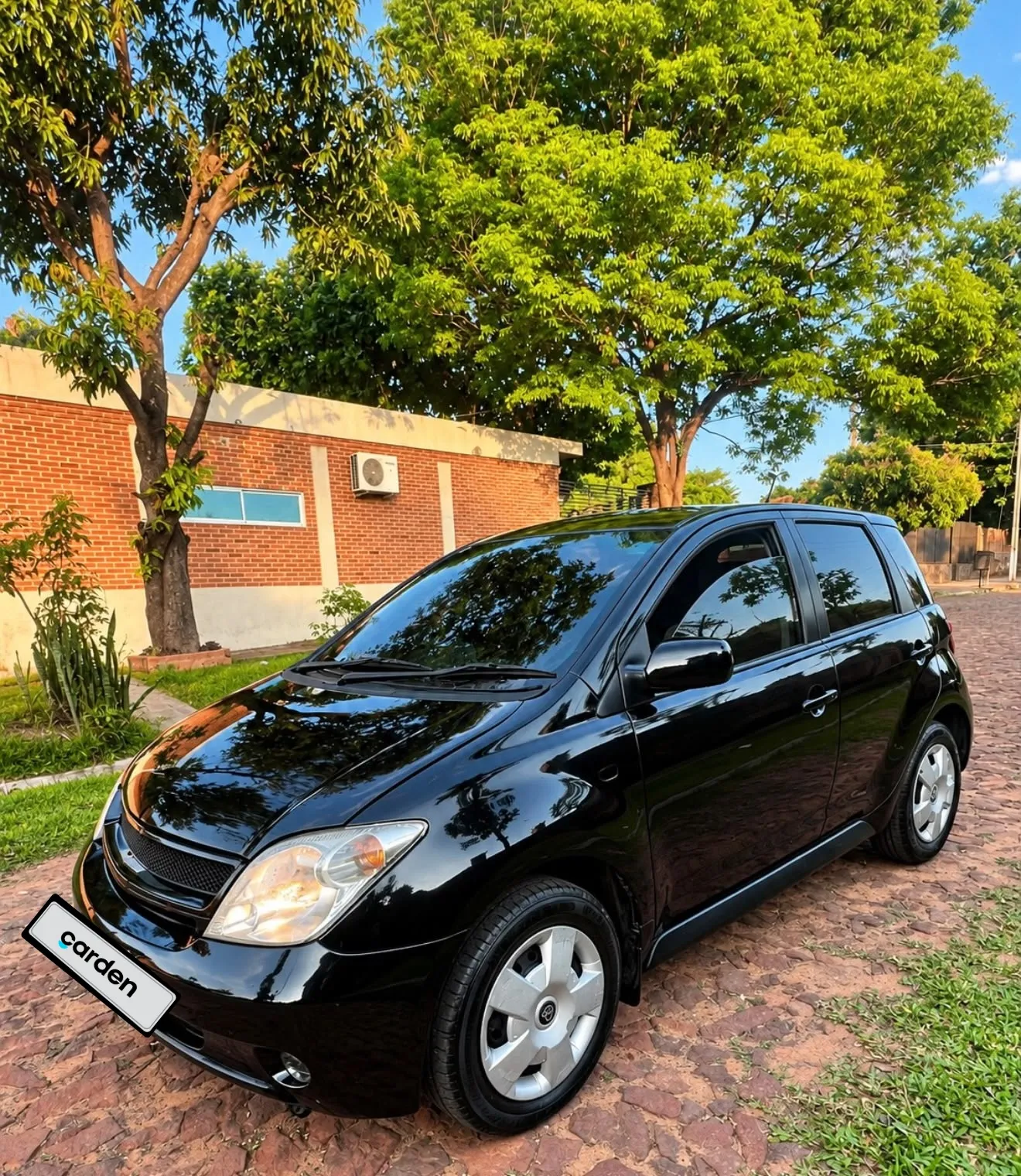 TOYOTA IST 2004