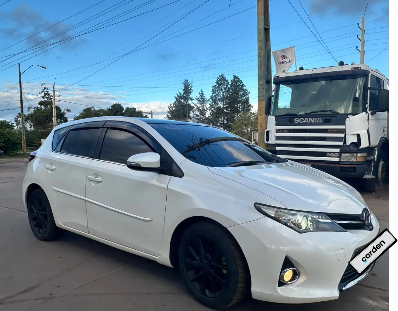 TOYOTA AURIS 2012